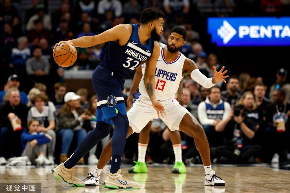 斯图加特击 斯图加特击